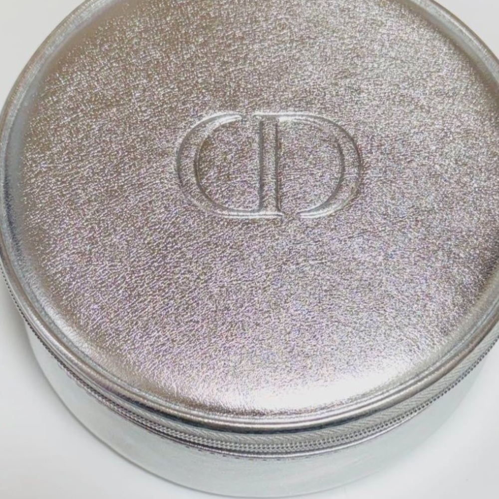 Dior Silver round Pouch Bag w/ original box GWP - Picture 2 of 4